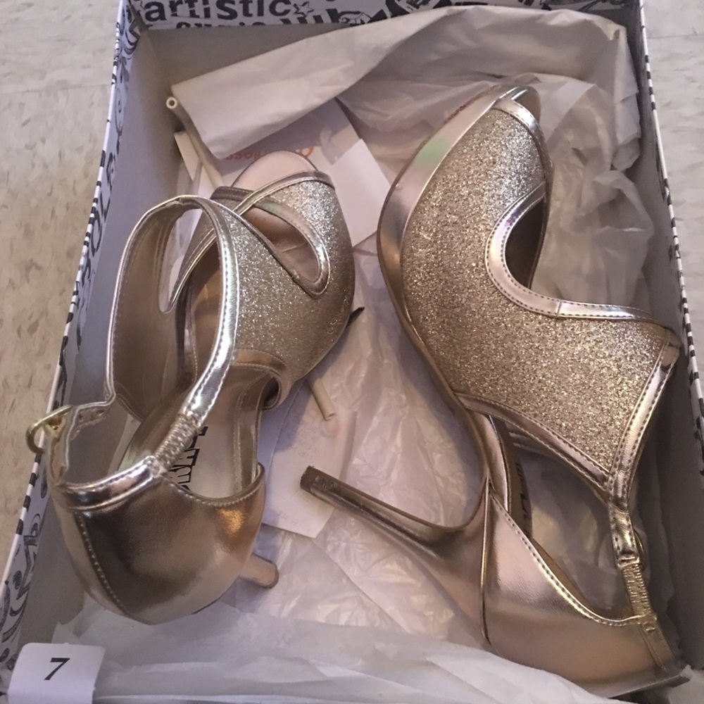 Gold color heels